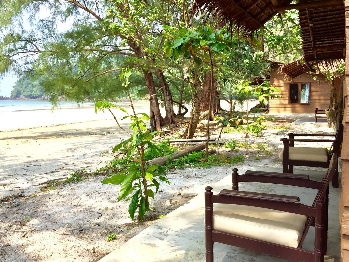 Hotel La Ong Lay Koh Phayam Esterno foto